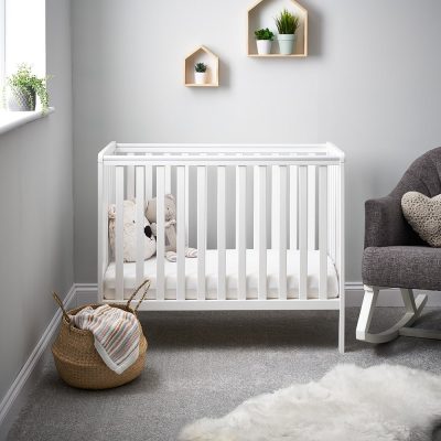 Stamford space 2025 saver cot